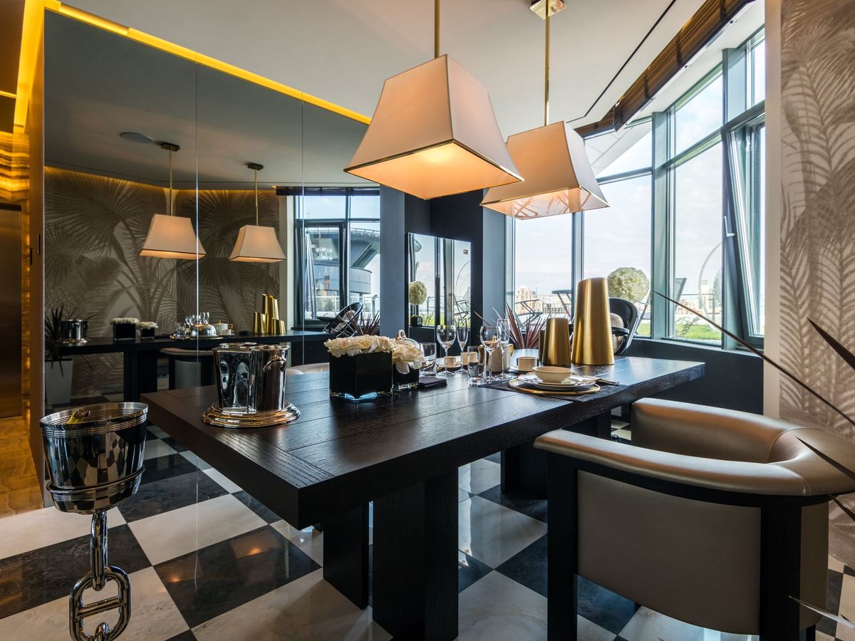Bebek'te Boğaz Cepheli 4+1 Yalı Dairesi 2